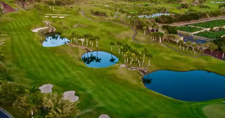 golf play and stay packages